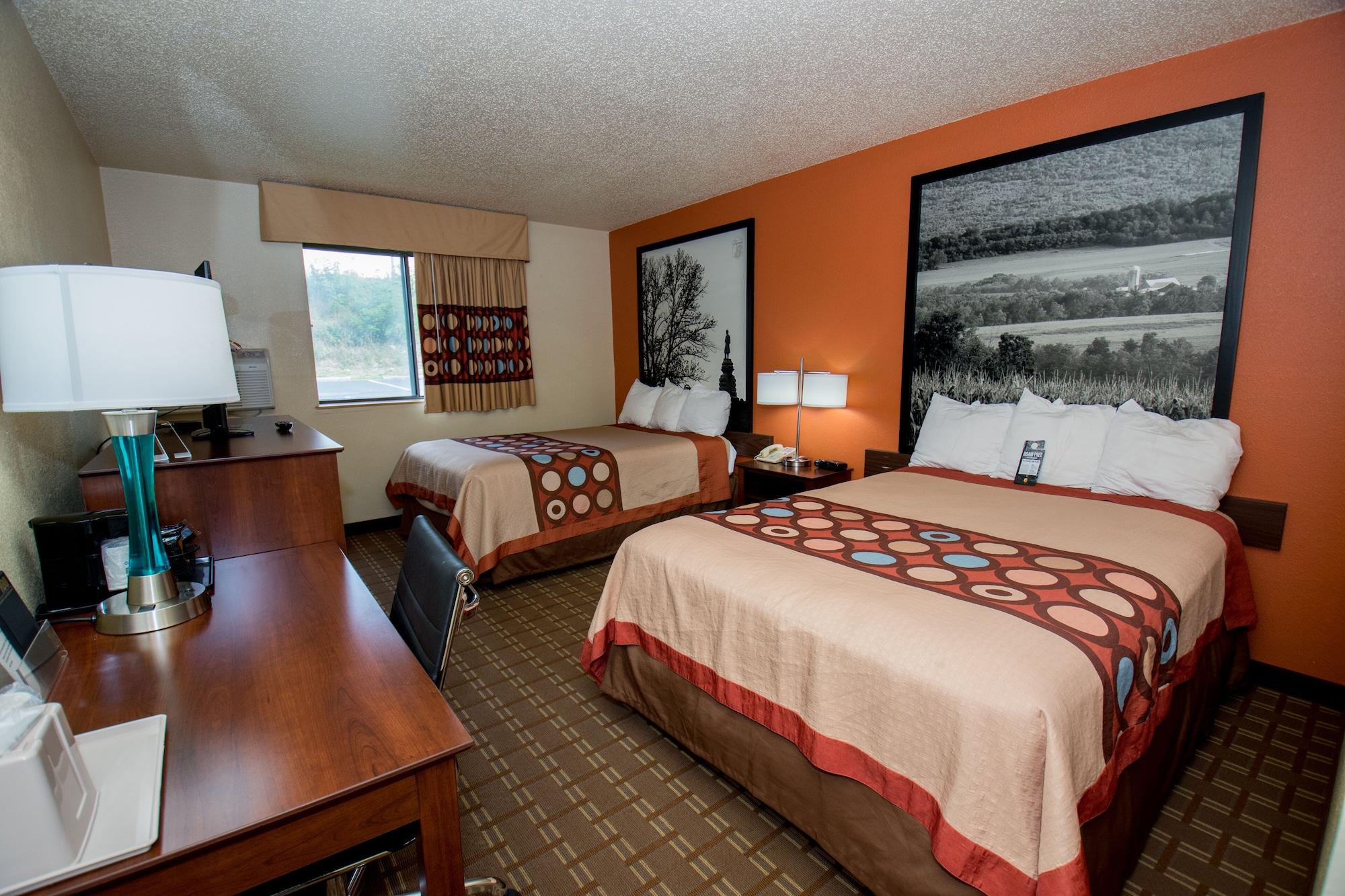 Super 8 By Wyndham Altoona Hotell Eksteriør bilde